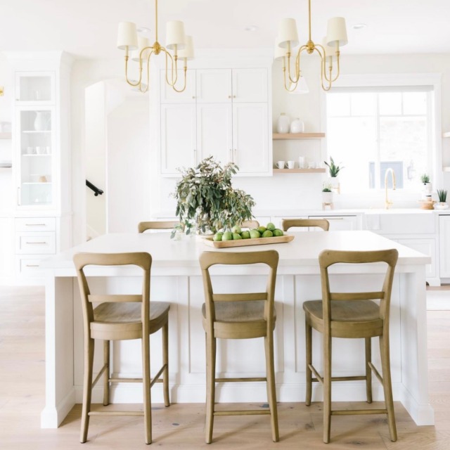 Modern Cape Dining - Cambridge Home Company